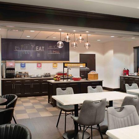 Hampton Inn Lewiston-Auburn Buitenkant foto
