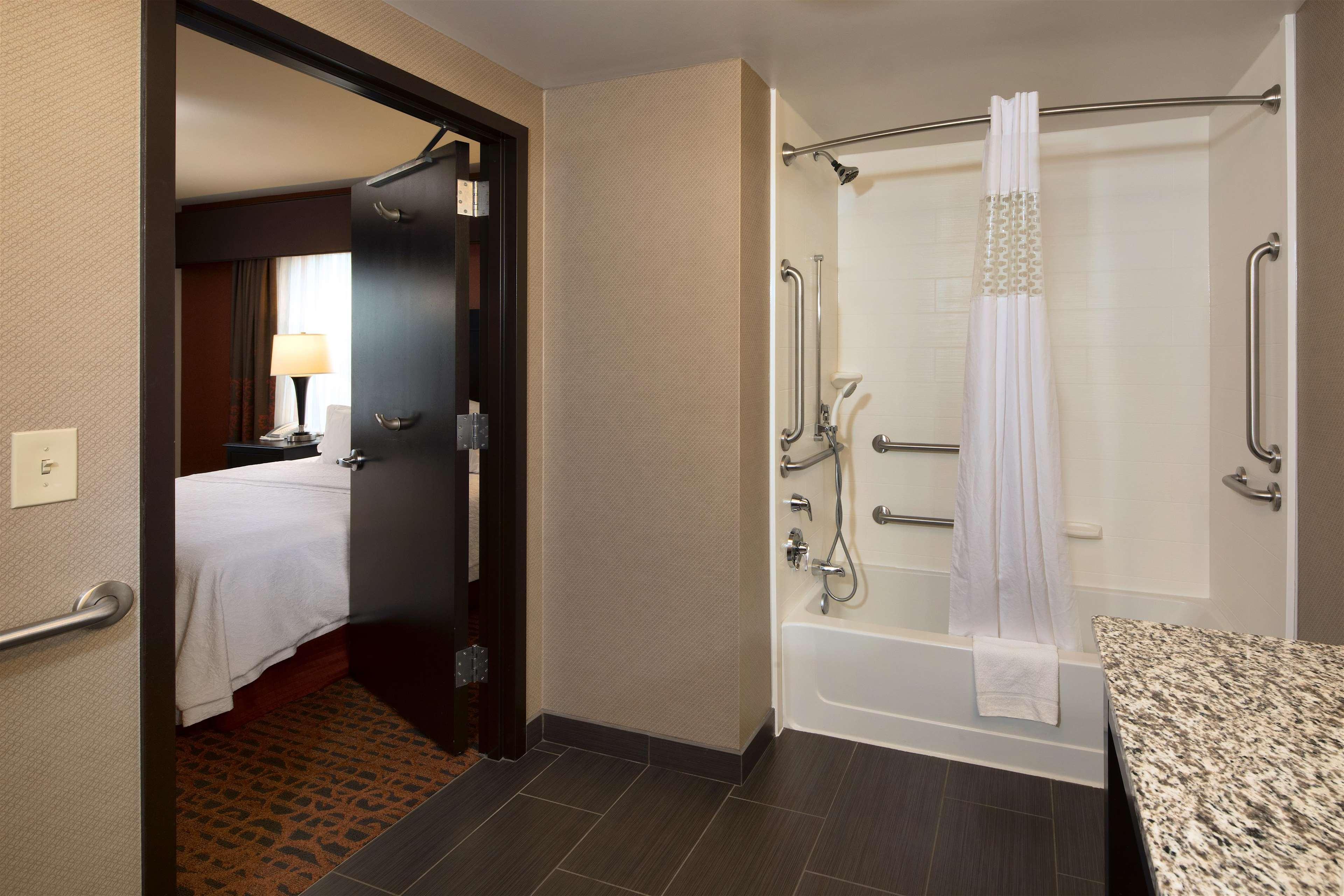 Hampton Inn Lewiston-Auburn Buitenkant foto
