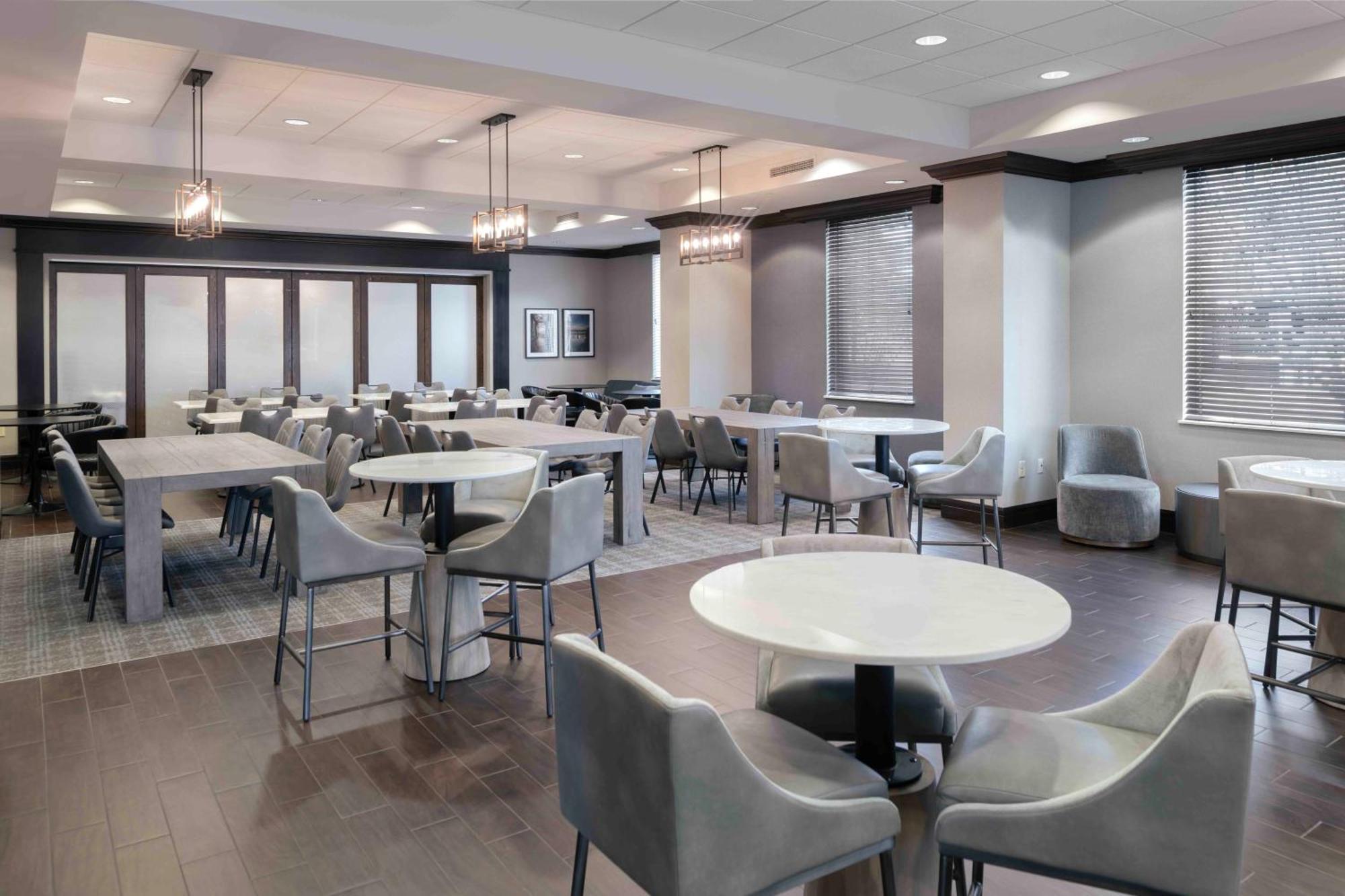 Hampton Inn Lewiston-Auburn Buitenkant foto