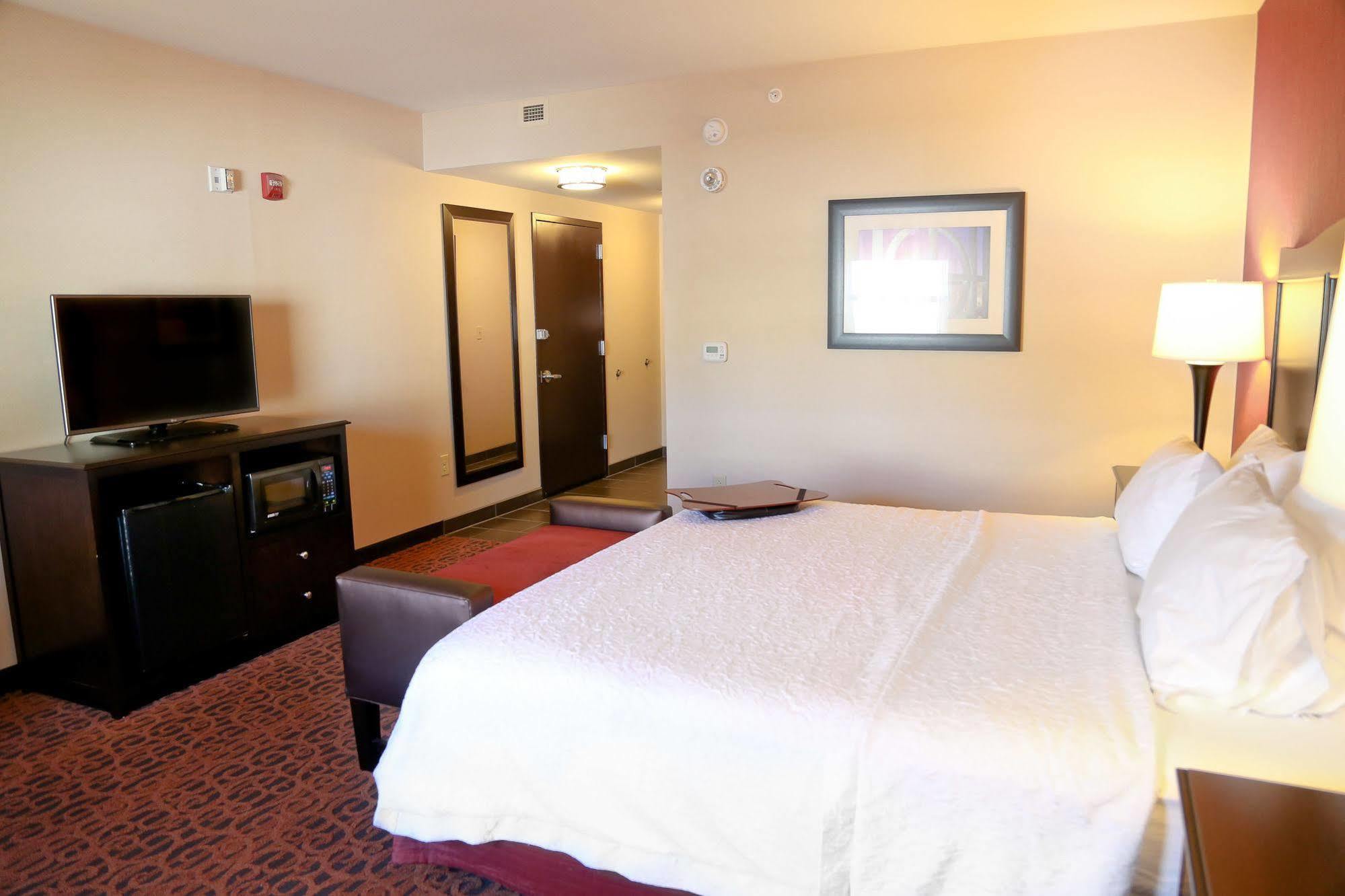 Hampton Inn Lewiston-Auburn Buitenkant foto
